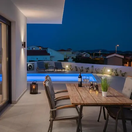 Villa With Two Pools *