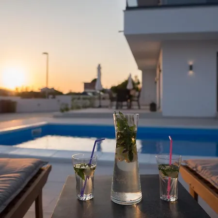 Villa With Two Pools Vodice